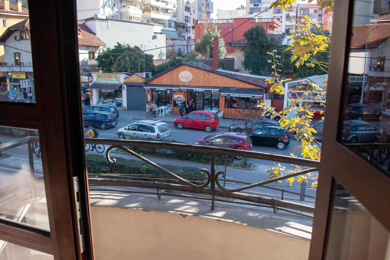 Hotel Tirona