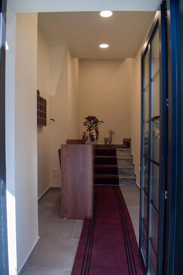 Hotel Tirona טיראנה