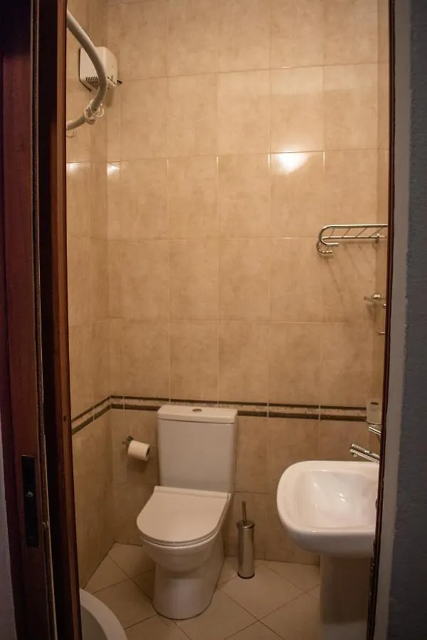 Hotel Tirona